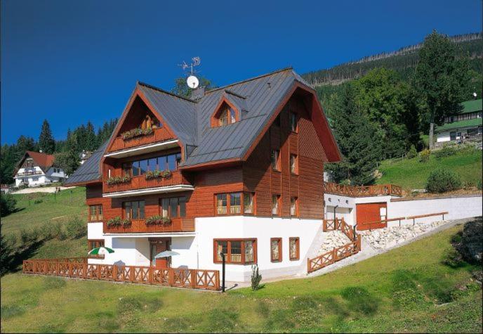 Pension Kubu Apartment 4 Samostatny Byt S Kuchyni Špindlerŭv Mlýn Ngoại thất bức ảnh